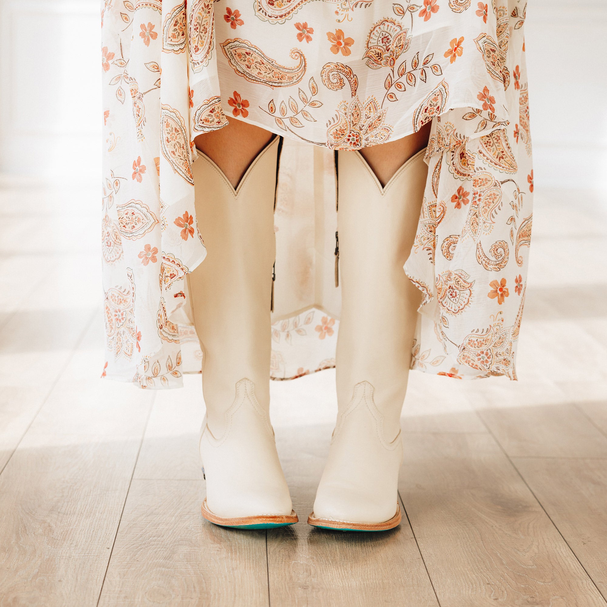 Lane Round Toe Boots