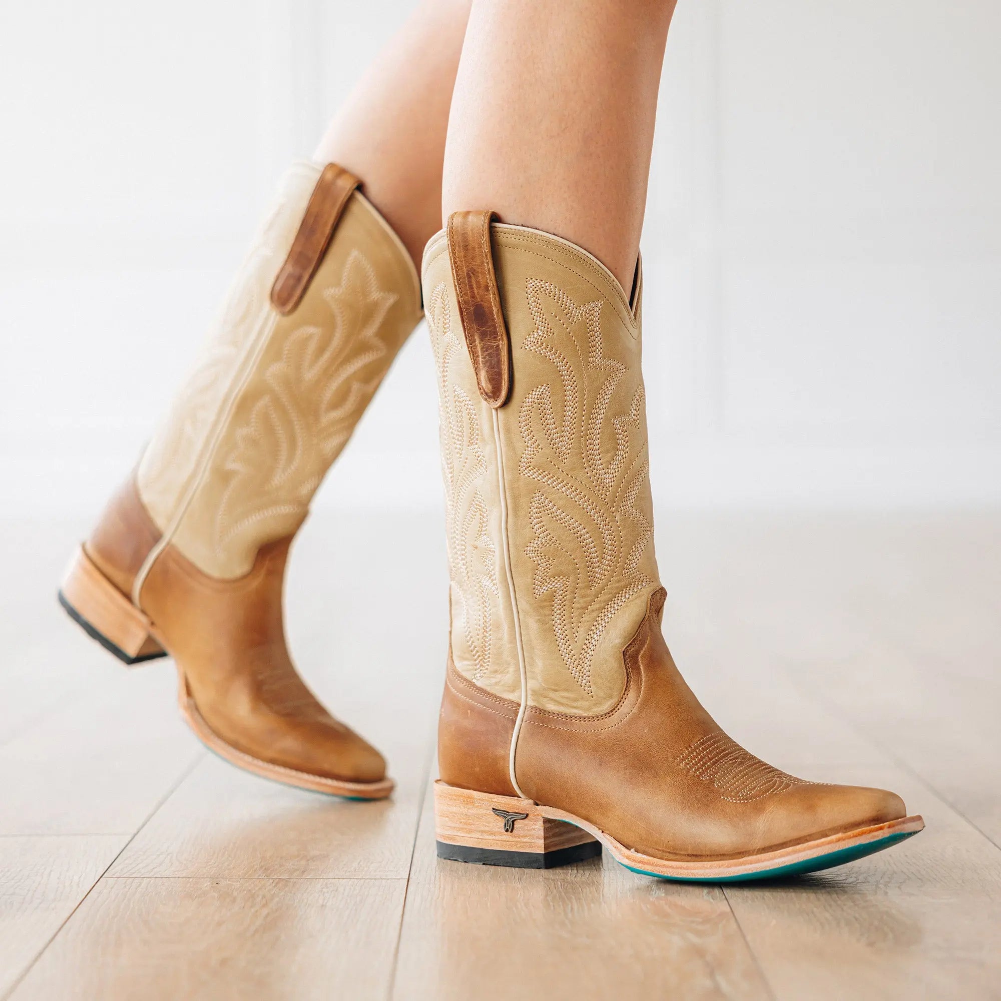 Classic Square Boot - Desert Clay & Buttermilk Ladies Boot Western Fashion by Lane