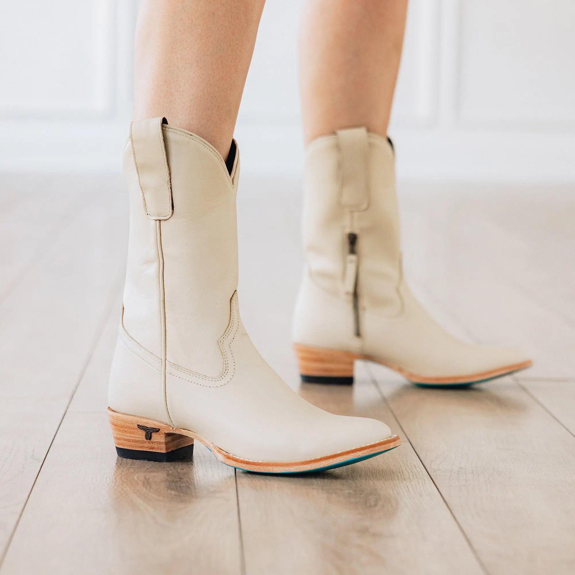 Plain Jane Midi - Pale Ivory Ladies Boot Western Fashion by Lane