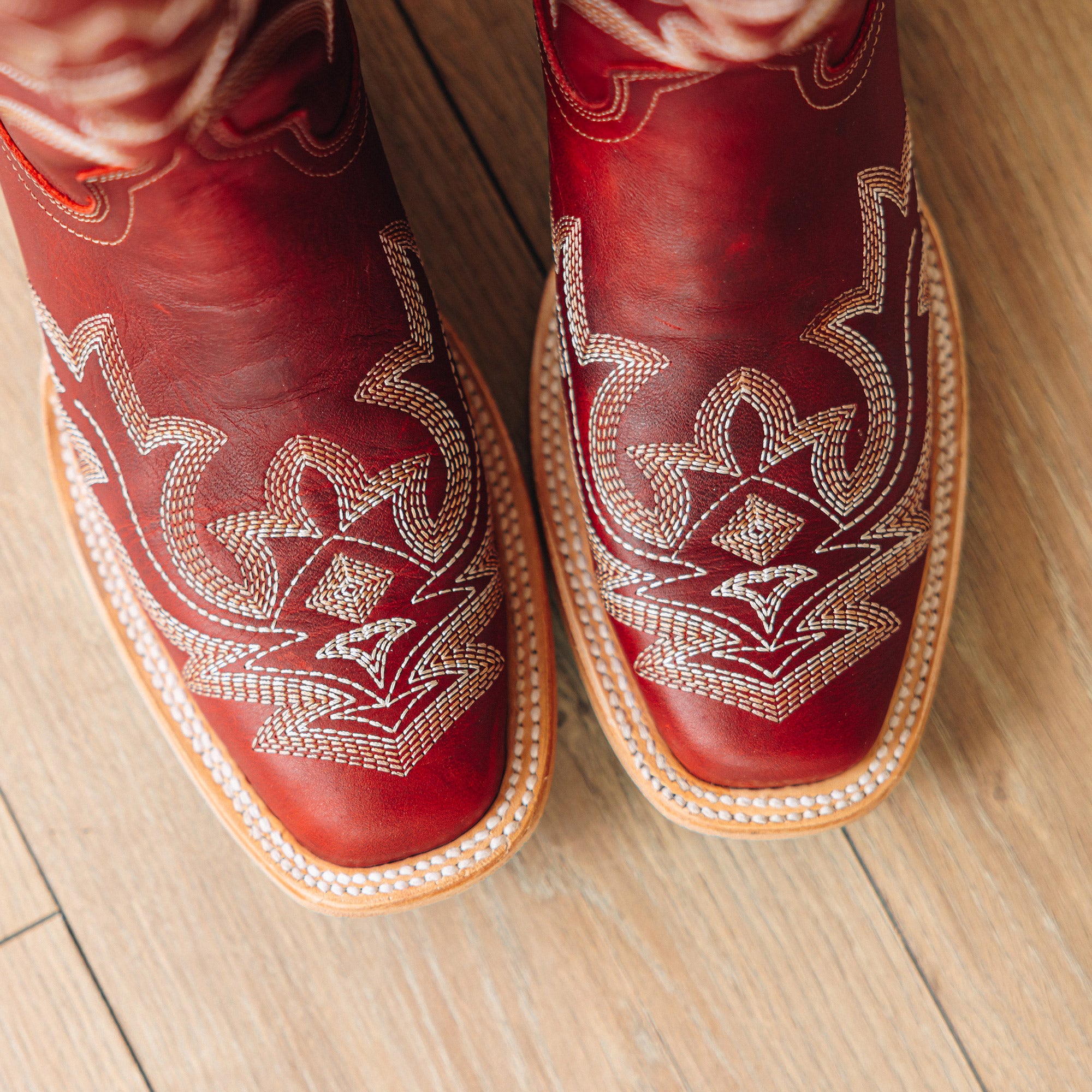 Saratoga Square Boot - Smoldering Ruby Ladies Boot Western Fashion by Lane