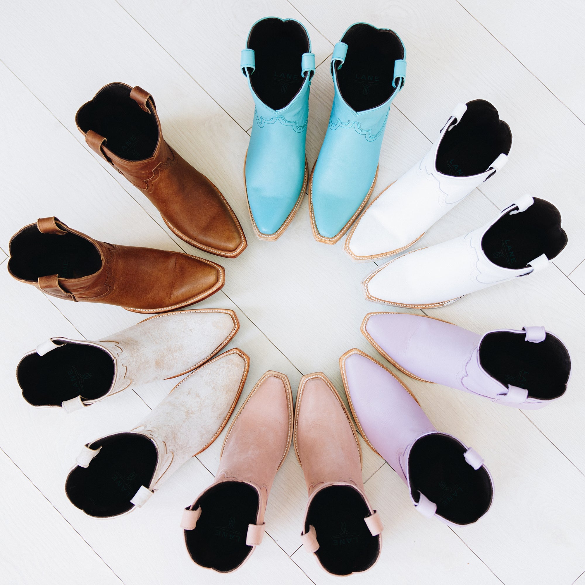 3 Best Boots for Bridesmaids