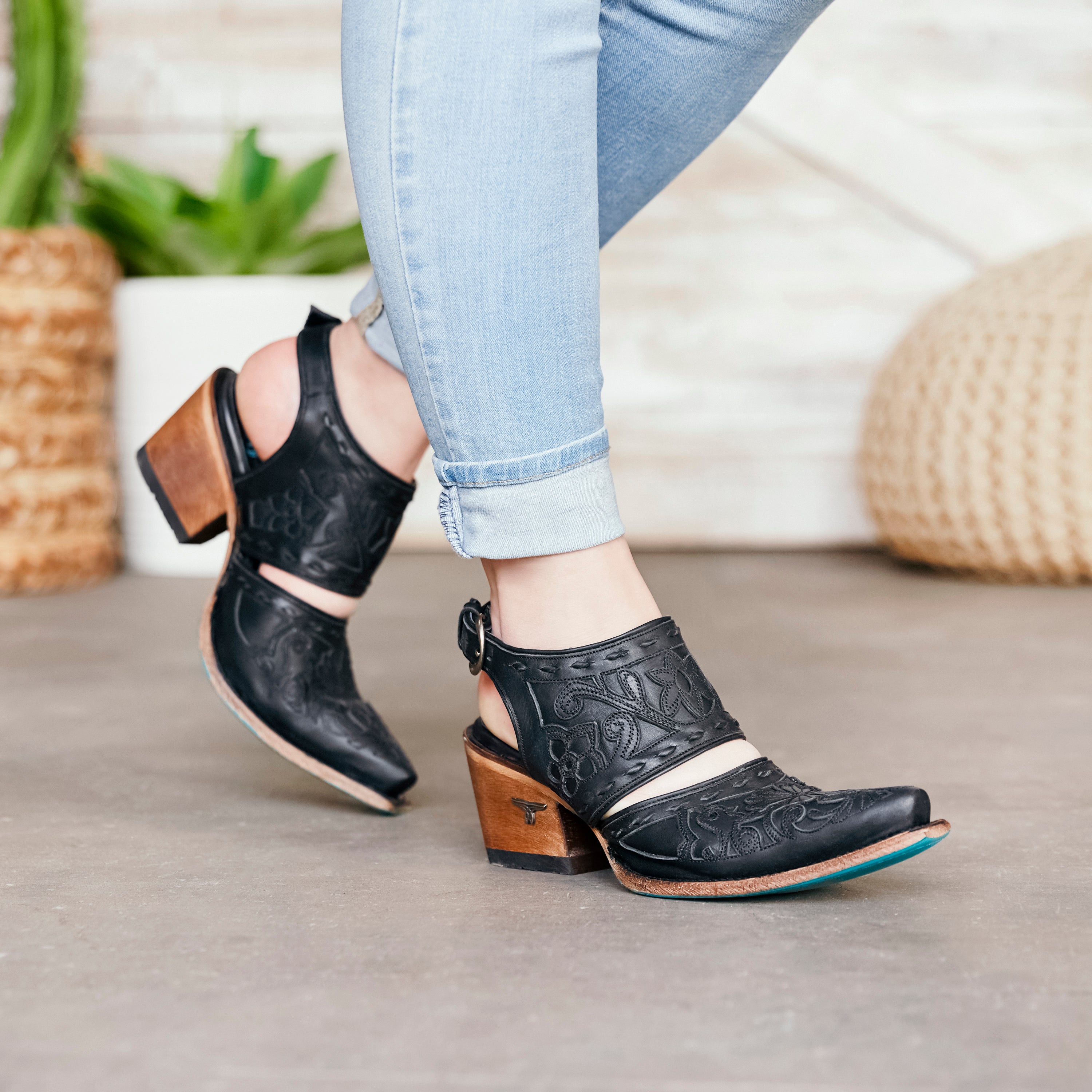 Robin Slingback Mule - Jet Black Mule Western Fashion by Lane