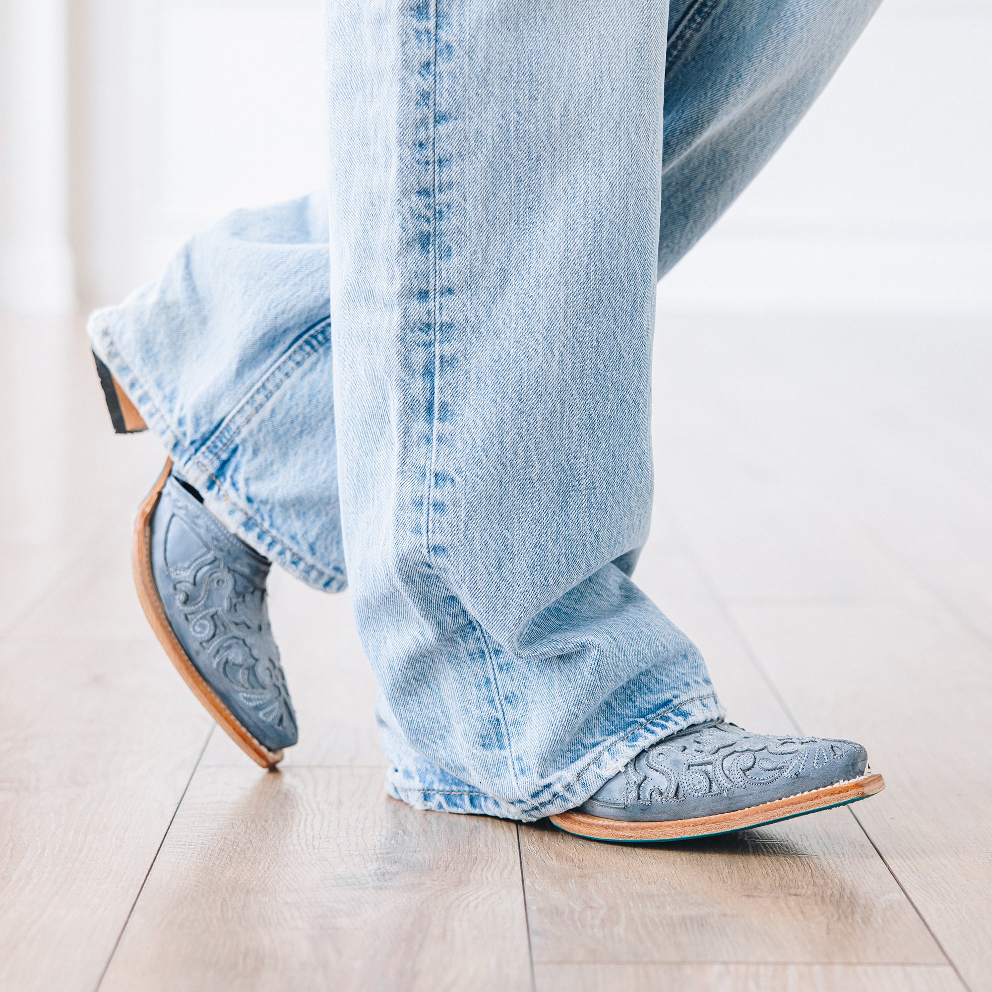 Robin Slingback Mule - Washed Denim Mule Western Fashion by Lane