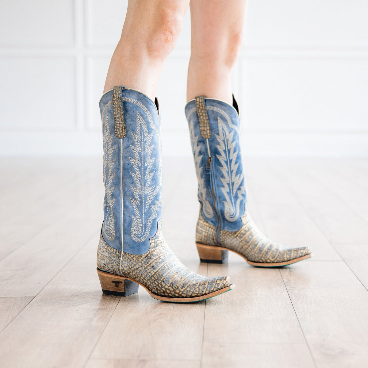 Baby blue cowgirl boots best sale