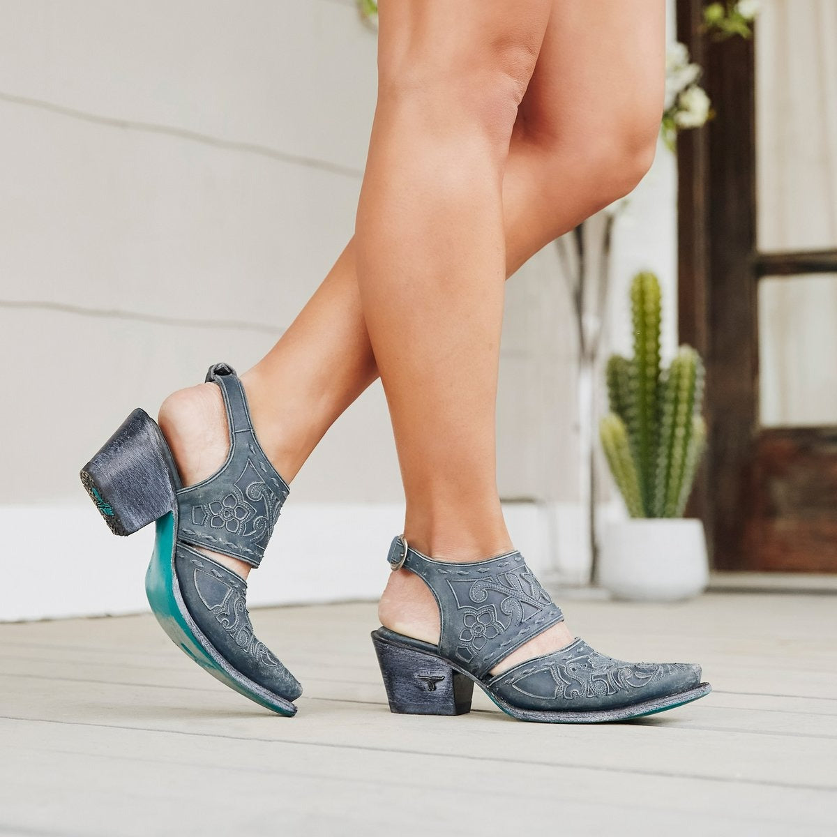 Lane clearance boots robin