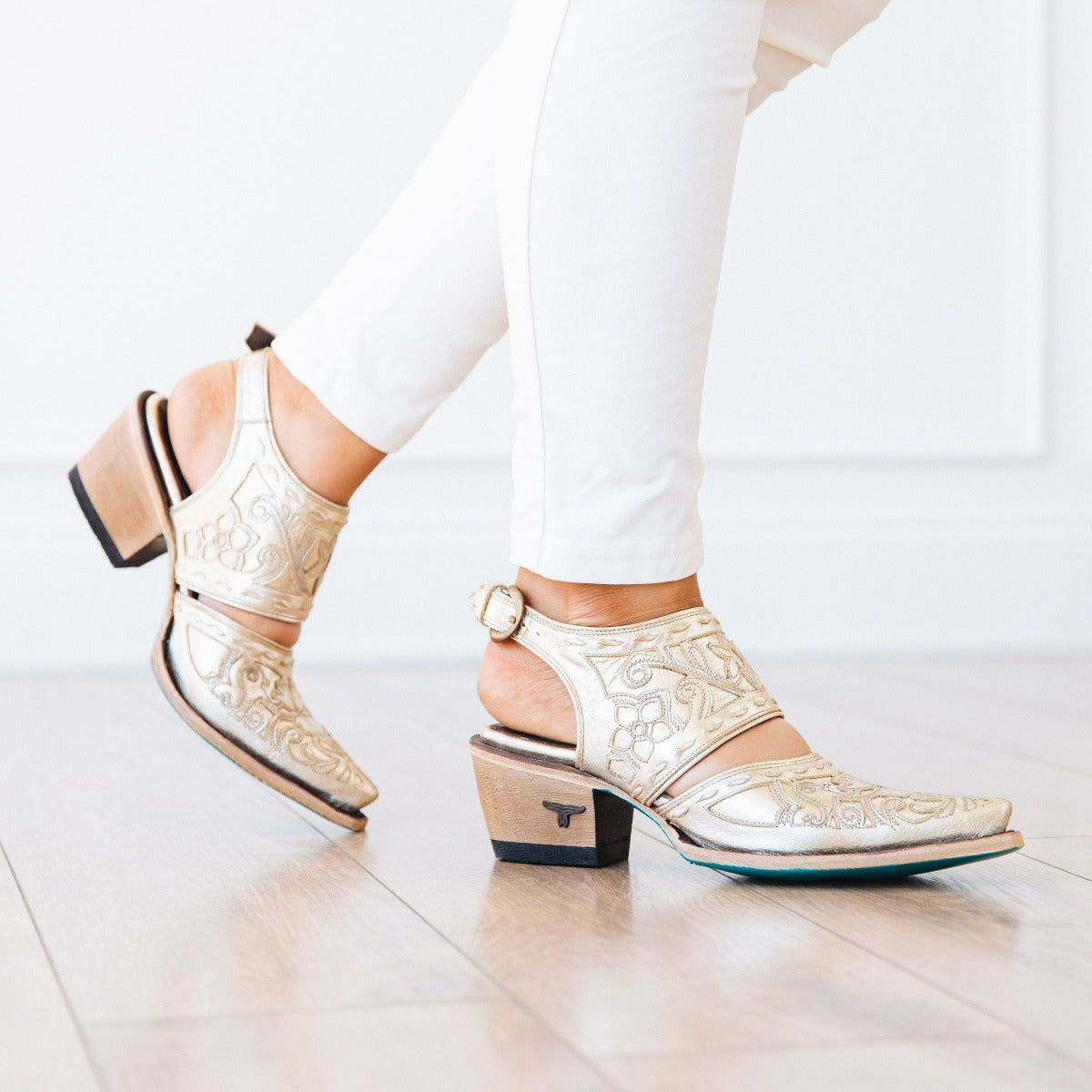 Robin Slingback Mule - Champagne Metallic Mule Western Fashion by Lane